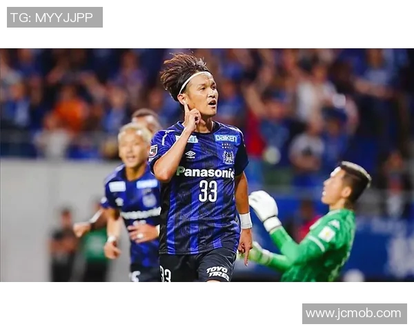 大阪足球球星奋勇拼搏引领球队走向辉煌新时代 大阪足球球星奋勇拼搏引领球队走向辉煌新时代