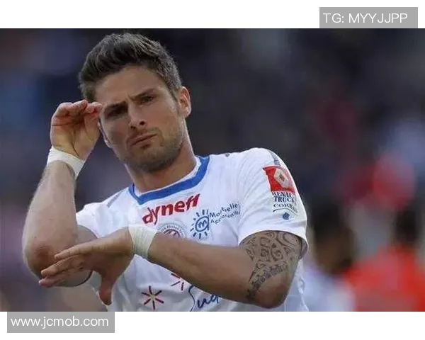 足球肌肉男格雷茨卡：从健身房到球场的力量之旅